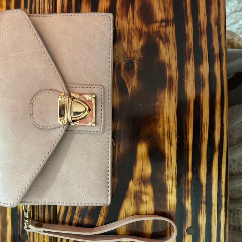 Wristlet Wallet Clutch in Blush Pink